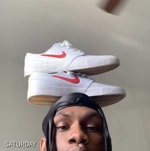 Meet your Posher, Larry